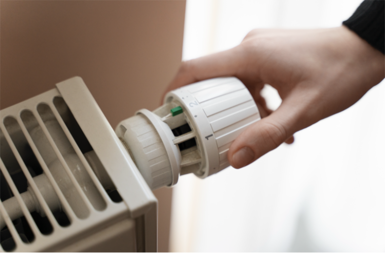 Gas heater for large spaces, efficient heating with quick warmth and cost-effective operation.